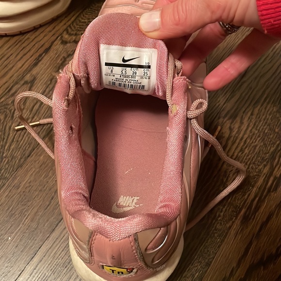 Women’s Nike air max plus - Picture 6 of 8